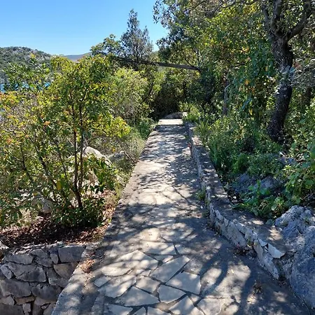 Ivusic * Dubrava (Dubrovnik-Neretva)