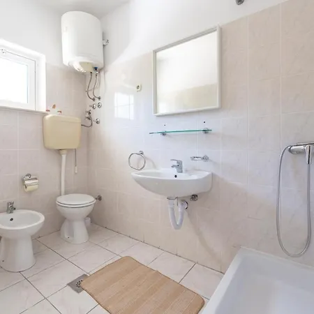 Apartament Ivusic *